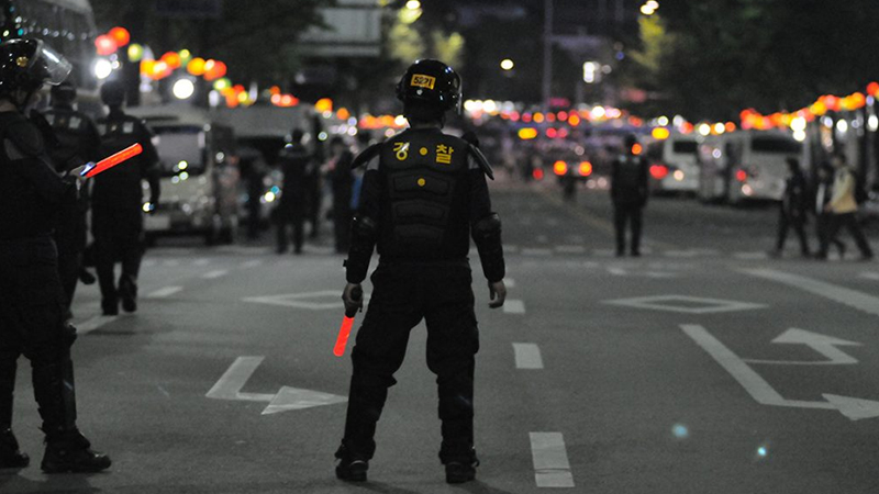 Man Arrested With Two Guns Police Sectrity